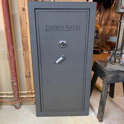 Lot 531R; Liberty Gun Safe Model ST-23