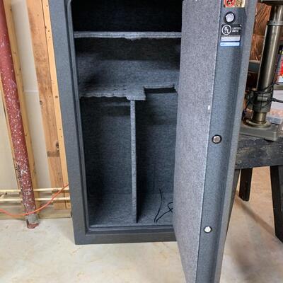 Lot 531R; Liberty Gun Safe Model ST-23