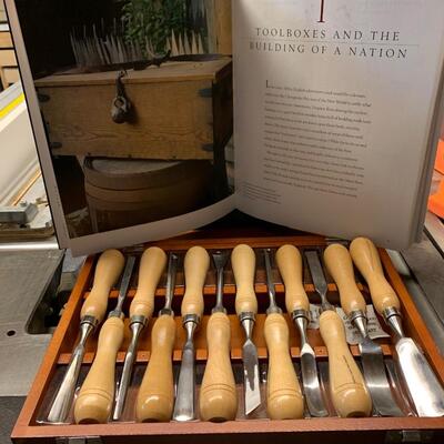 Lot  163RL Master  Grip Chisels &  The Toolbox Book