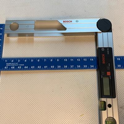 Lot 171R: Bosch Level  DWM 40L & Empire 48" Drywall T-Square
