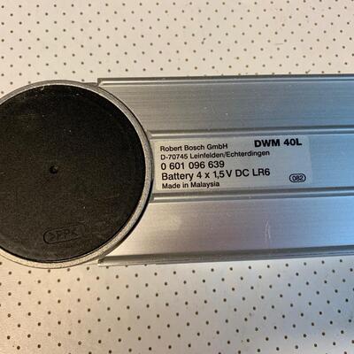 Lot 171R: Bosch Level  DWM 40L & Empire 48" Drywall T-Square