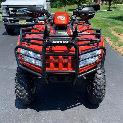 Lot 620R: 2006 Arctic Cat 4x4 700 EFI