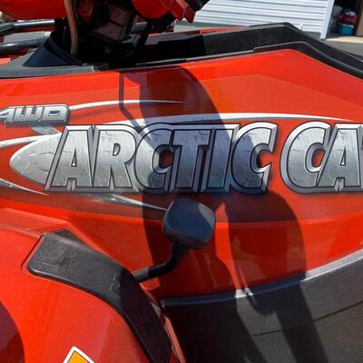 Lot 620R: 2006 Arctic Cat 4x4 700 EFI