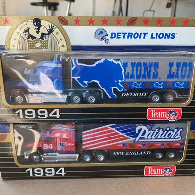 Lot 562R: Matchbox Team NFL Collectible  Tucks