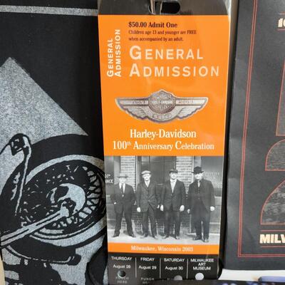 LOT 511RP: Large Lot of Miscellaneous Harley Davidson Items