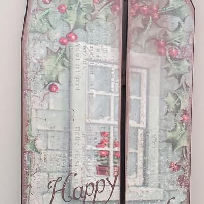 LOT 151G: "Happy Holidays" Wooden Winter Season Wall Decor