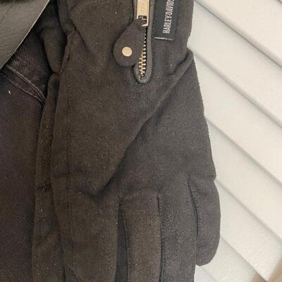 Lot 506G: Harley Davidson Attire