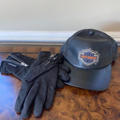 Lot 506G: Harley Davidson Attire