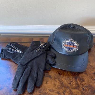 Lot 506G: Harley Davidson Attire