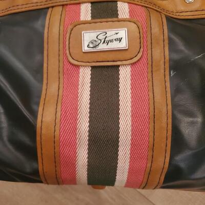 LOT 153G: Genuine Filson Messenger Bad and Skyway Travel Carry on Duffel