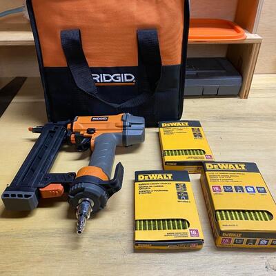 Lot 201G: Ridgid Pneumatic Nailer w/Staples