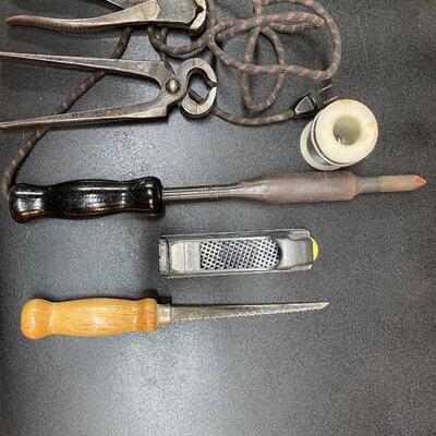 Lot 205:  Working/Shop Aprons, Tools & Rolling Lamp