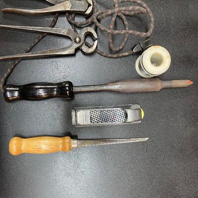 Lot 205:  Working/Shop Aprons, Tools & Rolling Lamp