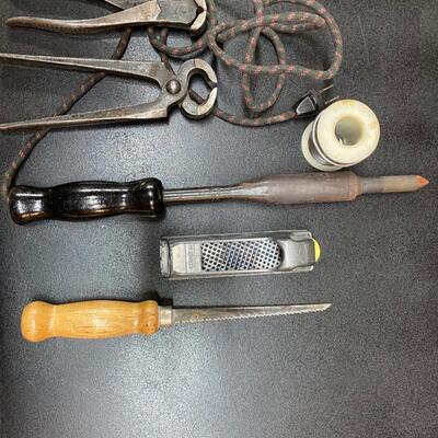 Lot 205:  Working/Shop Aprons, Tools & Rolling Lamp