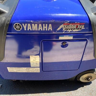 Lot900G: Yamaha EF3000iSEB Generator