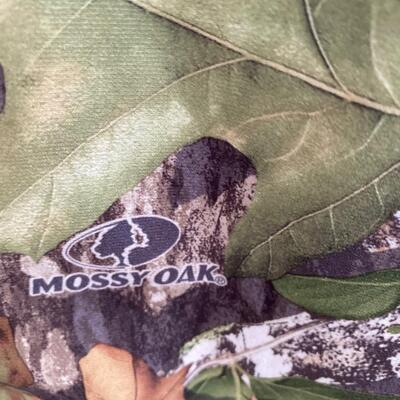 Lot 901:  Cabala's Camouflage Hunting Suit