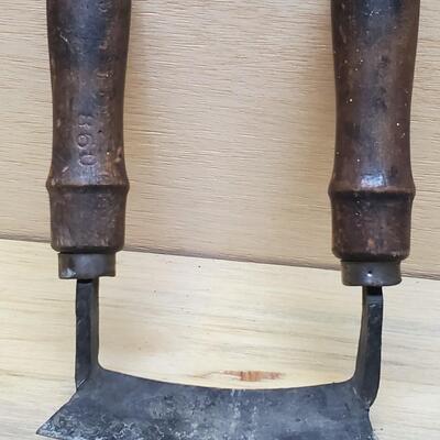LOT 176G: Collection of Vintage Woodworking Tools