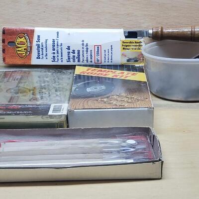 LOT 176G: Collection of Vintage Woodworking Tools