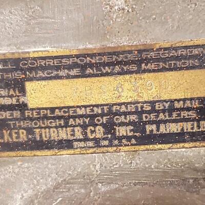 LOT 178G: Vintage Walker-Turner Company Inc. Band-Saw