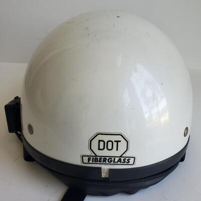 LOT 182G: Shoei & Flacon Helmets