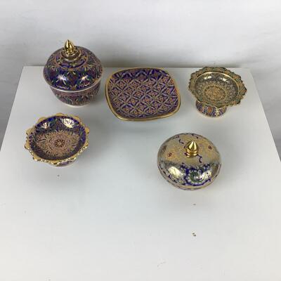 Lot. 5501. Five Piece Vintage  Thailand Benjarong with Plate