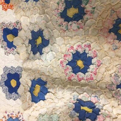 5487 Vintage Handmade Leed Sack Grandmothers Flower Quilt TOPPER