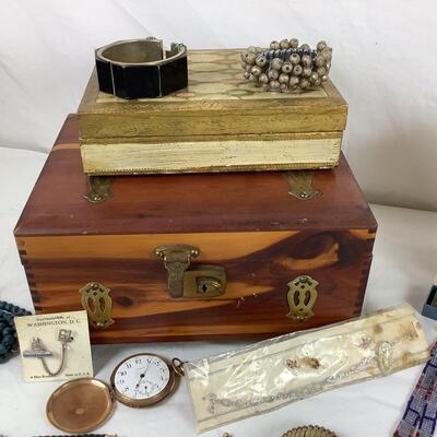 Lot. 5524. Antique Jewelry & Jewelry Boxes