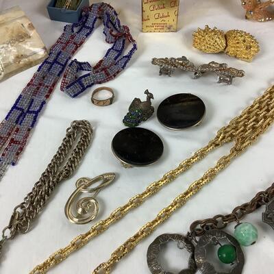Lot. 5524. Antique Jewelry & Jewelry Boxes