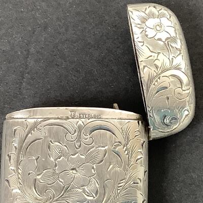 Lot. 5526. Antique Sterling Silver Vesta Case, Matchsafe