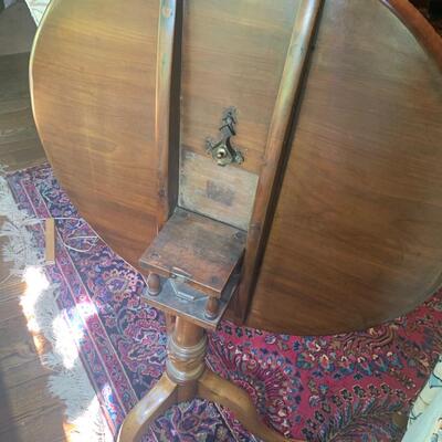 Large Antique Tilt Top Table