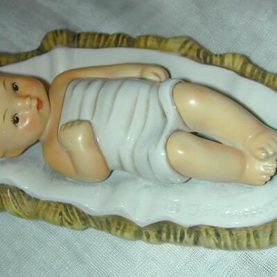 Vintage Goebel Germany Jesus In Manger Figurine