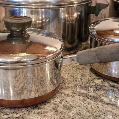 Lot 44: Vintage Copper Clad Bottom REVERE WARE Pots & Pans with Lids