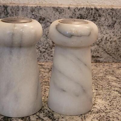 Lot 61: Marble Salt & Pepper Shakers and Spoon Rest