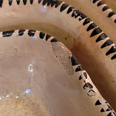 Lot 65: Vintage Mexican Folk Art Nesting Ceramic Casserole Dishes