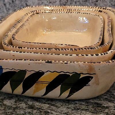 Lot 65: Vintage Mexican Folk Art Nesting Ceramic Casserole Dishes