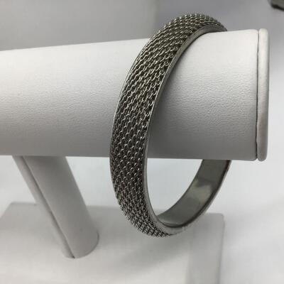 Mesh Silver tone Bangle