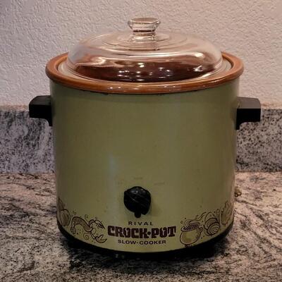 Lot 68: Vintage Avocado Green Crock Pot