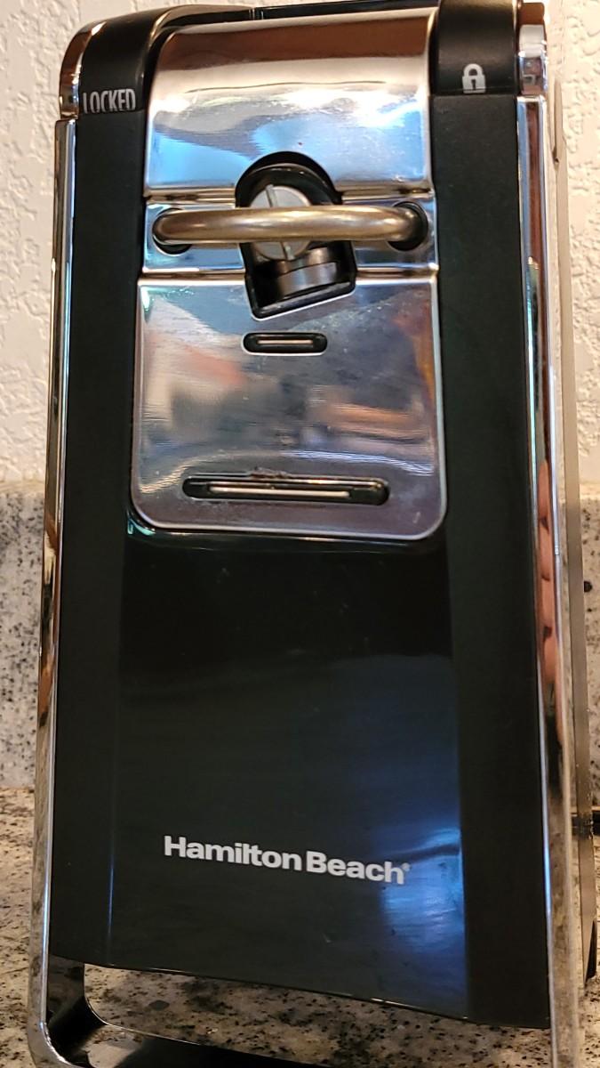 Lot 72 HAMILTON BEACH Electric Can Opener