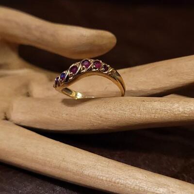 Lot 91: Vintage 14k Yellow Gold RUBY Ring Size 6.75