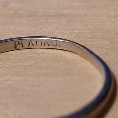 Lot 93: Vintage PLATINUM Diamond Ring Size 6.25