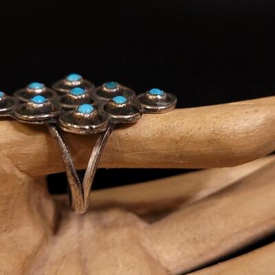 Lot 96: Vintage Native American Sterling & Turquoise Ring