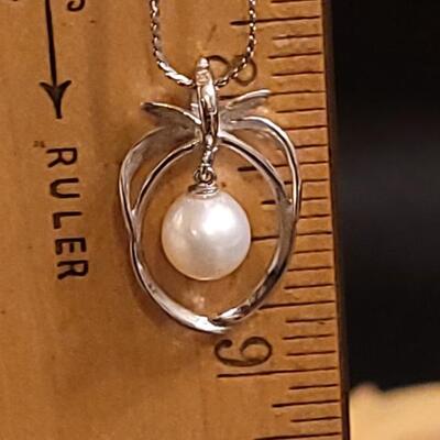 Lot 124: Sterling and Real Pearl Necklace