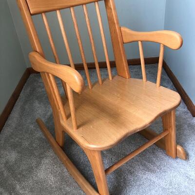 L4- Childs Oak Rocking Chair