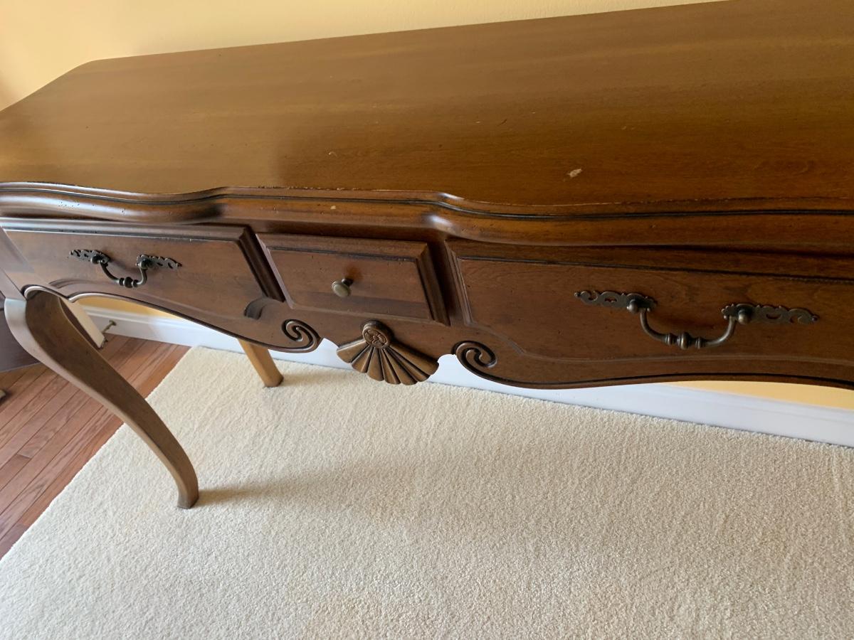 Ethan Allen Sofa Table