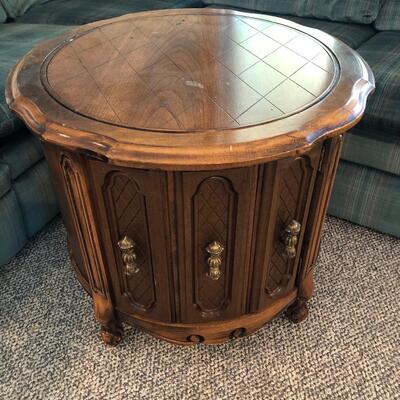B5- Round Side Table