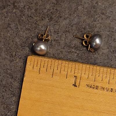 Lot 130: Real Light Blue Grey Pearl and Diamond Gold Earrings