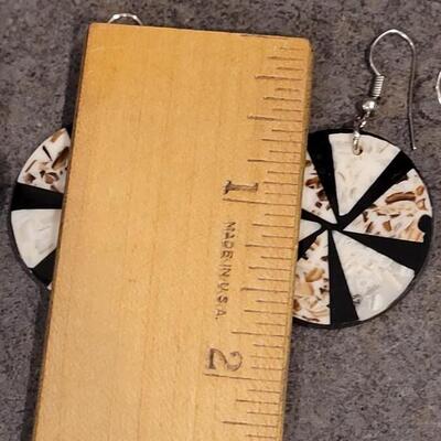 Lot 132: Stone and Shell Earrings