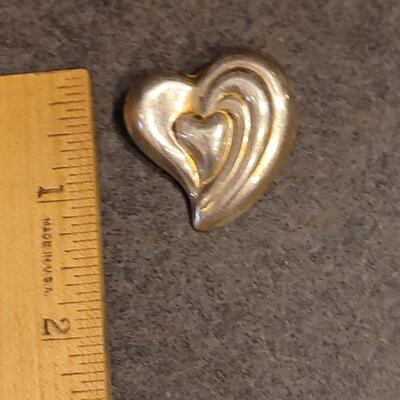 Lot 133: Vintage Sterling TAXCO Heart Brooch