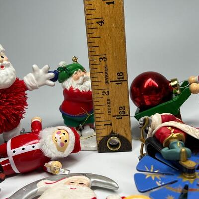 Santa Claus Jolly Holiday Figurines, Toys, Ornaments, and Home Decor Figurines