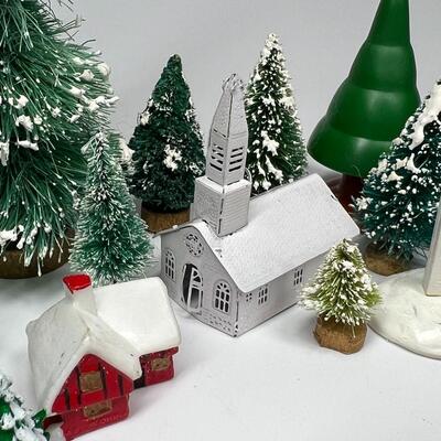 Miniature Snowy Pine Trees Christmas Holiday Buildings & Paper Christmas Presents